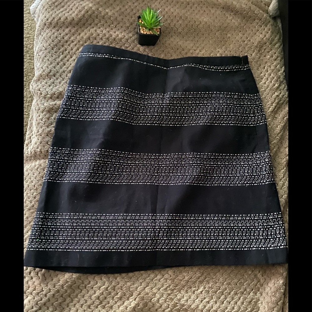 Loft White & Black Skirt